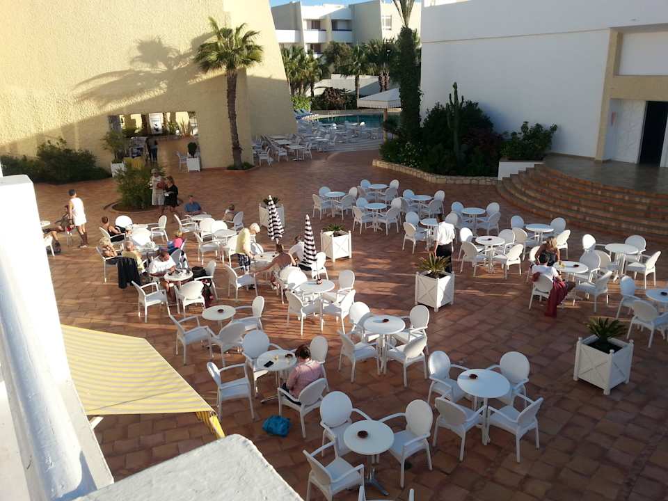 Terrasse der Bar Les Alizes Dunes D'or Ocean Club