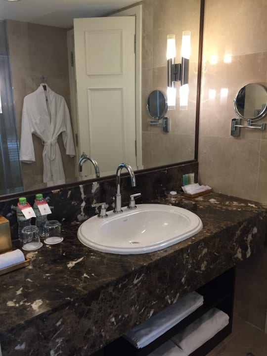 Zimmer Eastin Grand Hotel Saigo