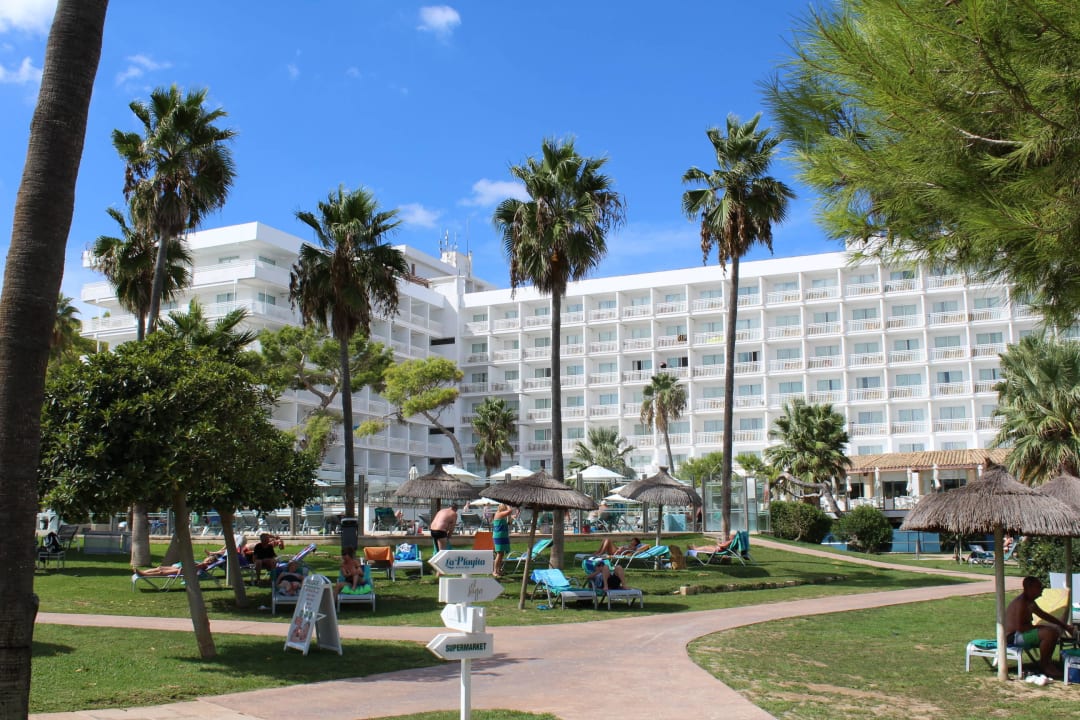 Liegewiese  Playa Esperanza Resort