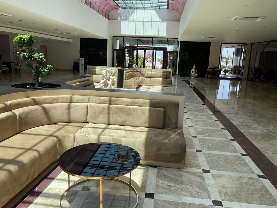 Lobby Siam Elegance Hotels & Spa