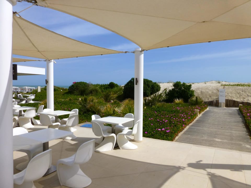 Poolrestaurant Radisson Blu Palace Resort & Thalasso Djerba