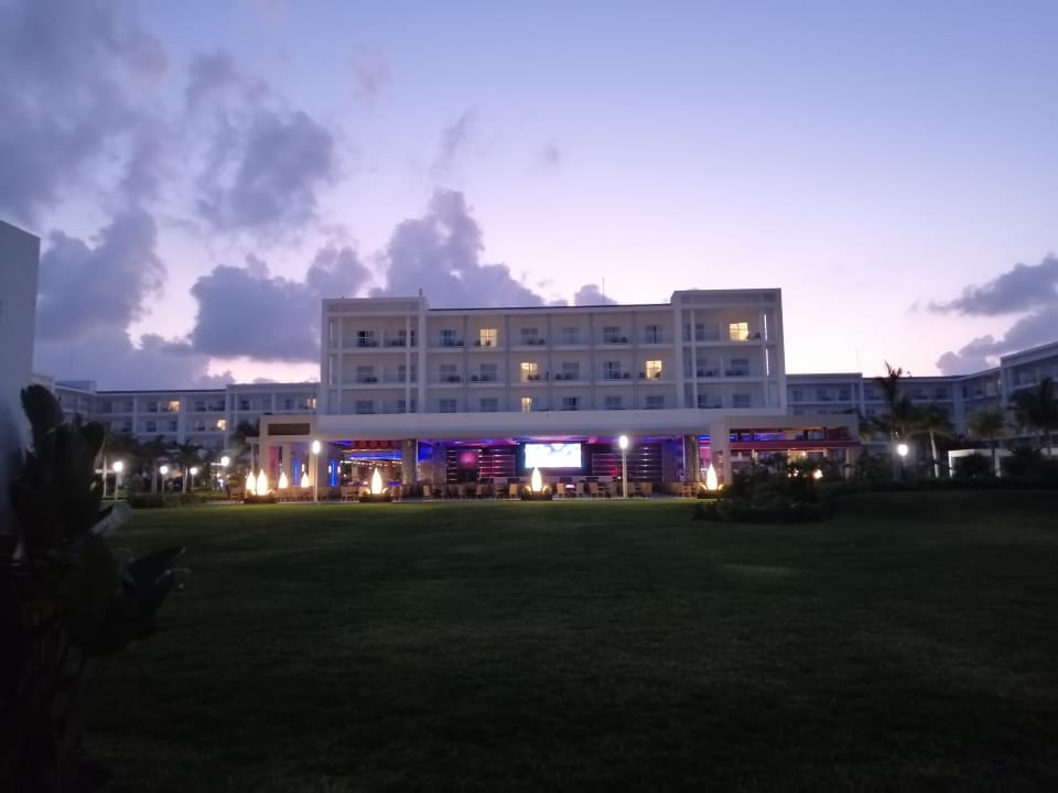 Außenansicht Hotel Riu Palace Costa Mujeres