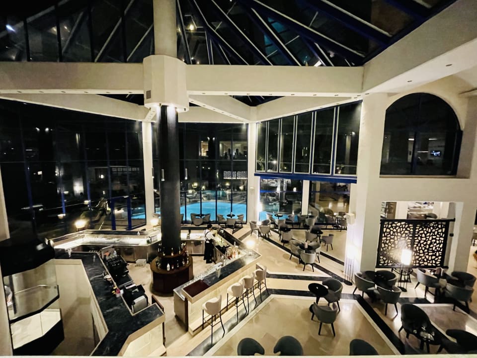 Lobby Kresten Palace Hotel