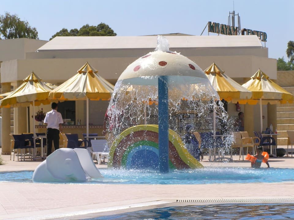 Kinderpool am zweiten Pool Omar Khayam Resort & Aquapark