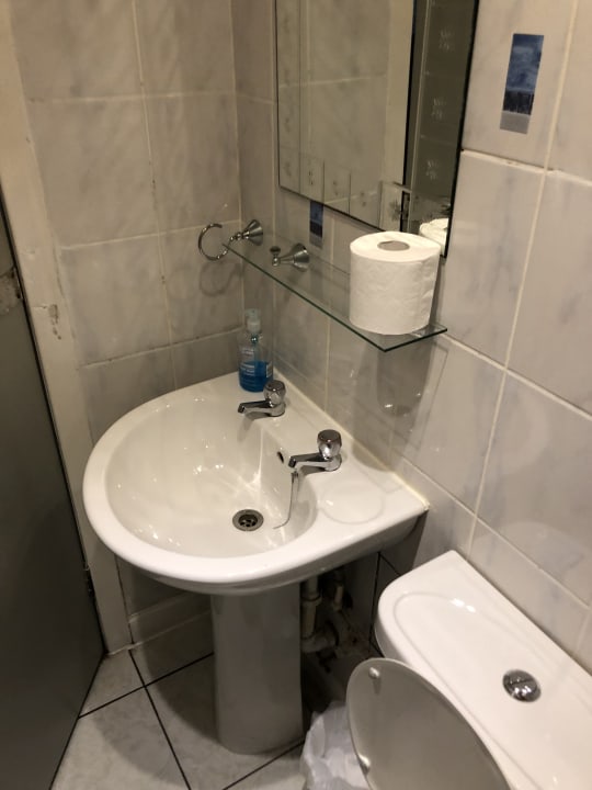 Zimmer Charing Cross Guest House