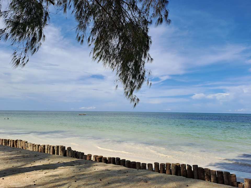Strand Sultan Sands Island Resort & Spa