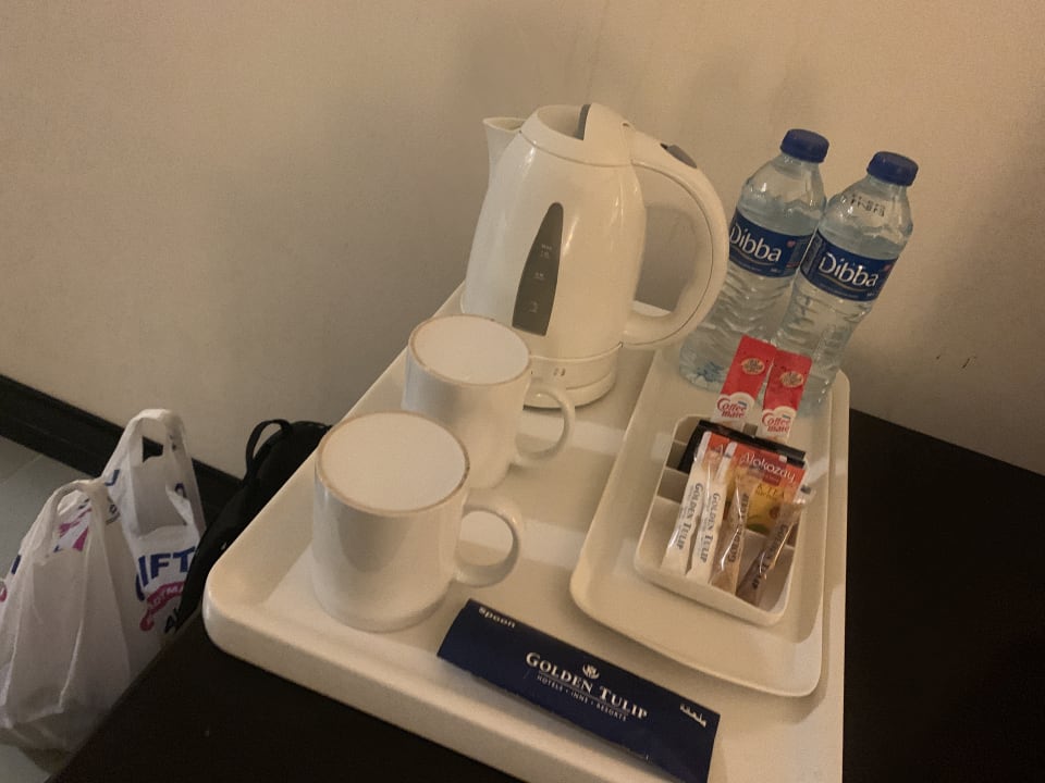 Zimmer Golden Tulip Resort Dibba
