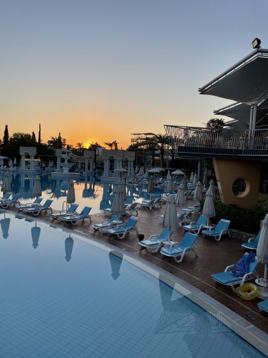 Pool AQI Pegasos World