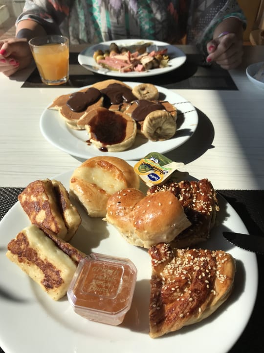 Gastro Salamis Bay Conti Resort Hotel & Casino