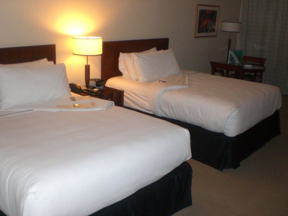2 Queen Beds Trump International Beach Resort