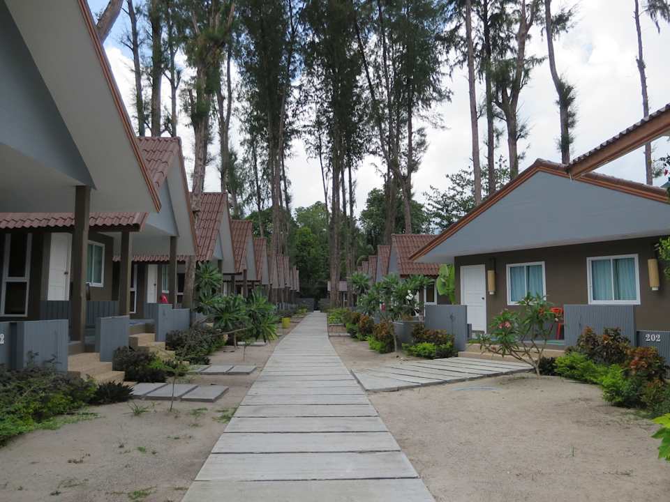 Die sogenannten Villen im tropischen Garten Bella Vista Beach Resort