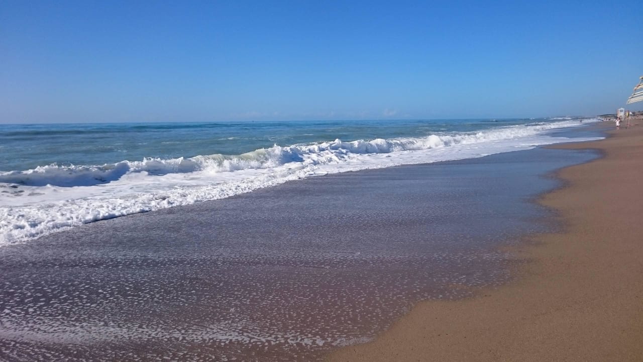 Grober Sand bis feiner Kies Seaden Sea World Resort & Spa