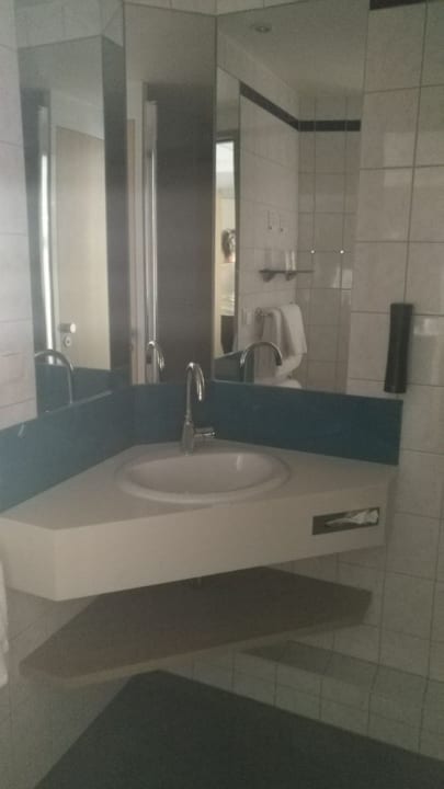 Zimmer Holiday Inn Express Berlin City Center