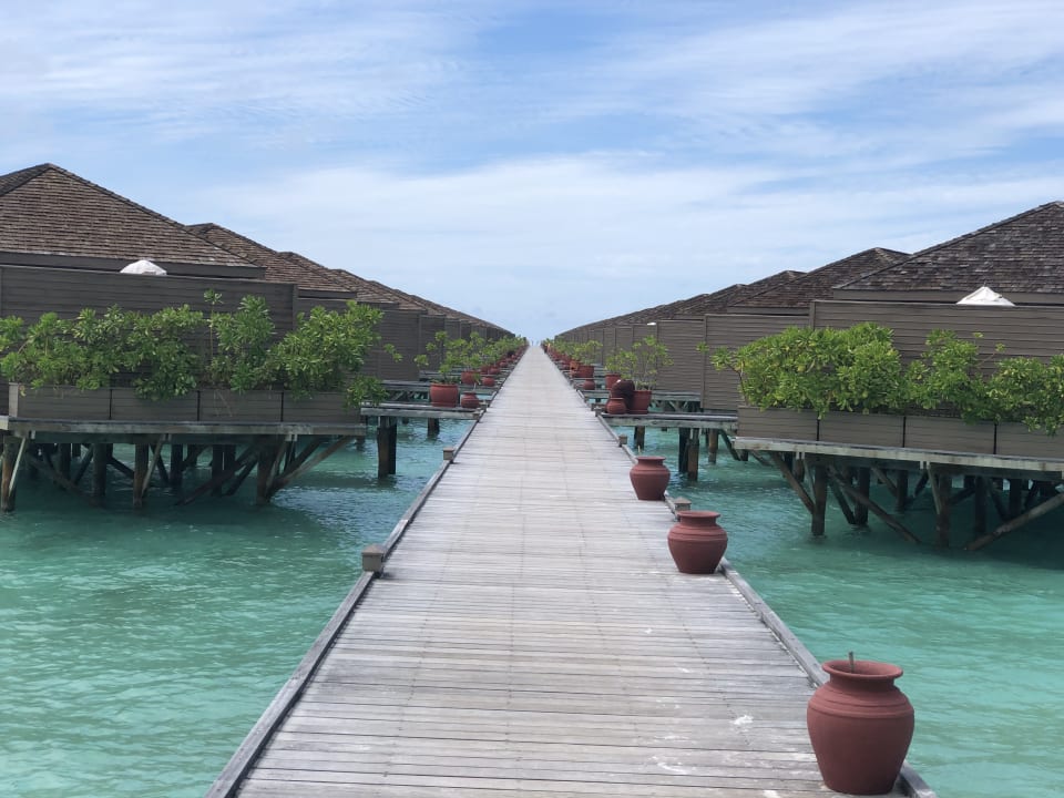 Strand Meeru Maldives Resort Island