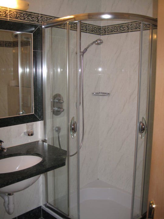 Duschkabine DAS GERSTL Alpine Retreat