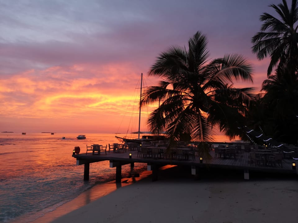 Strand Vilamendhoo Island Resort & Spa