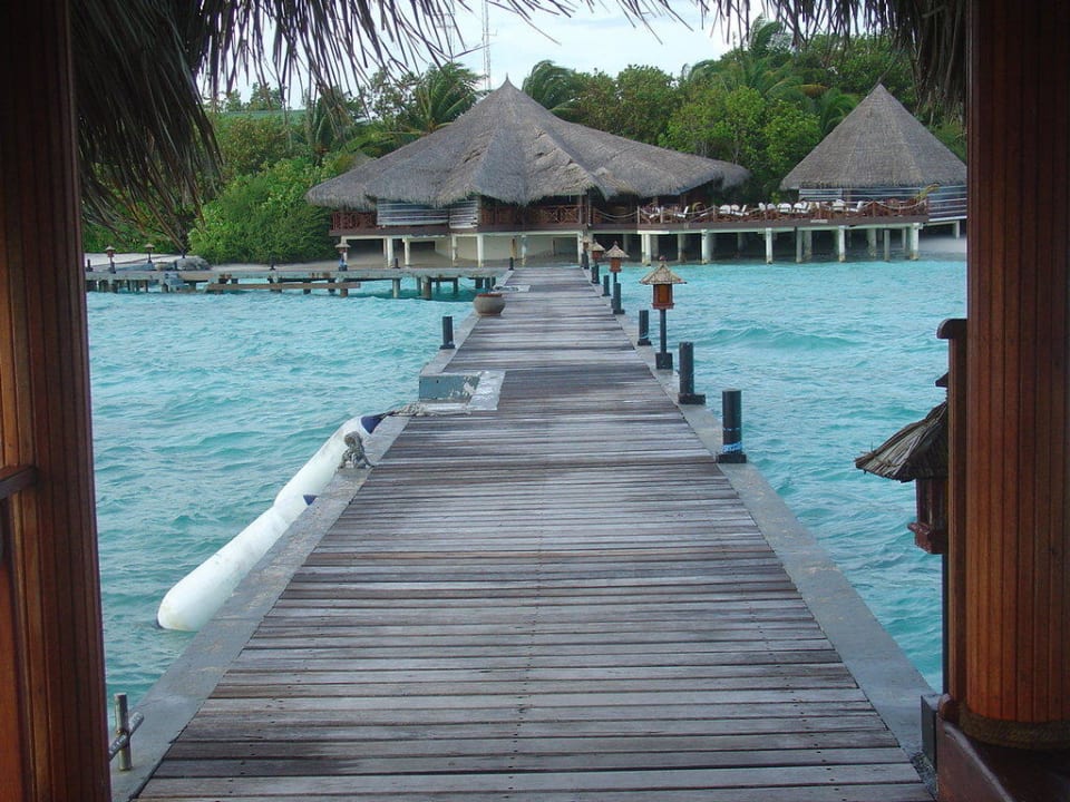 Hauptsteg Eriyadu Island Resort