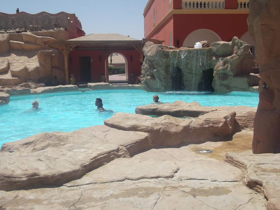 Тут постоянно была аэробика Pickalbatros Alf Leila Wa Leila Resort - Neverland Hurghada