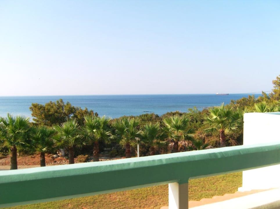 Ausblick vom Balkon des Zimmers Rodos Princess Beach Hotel & Spa