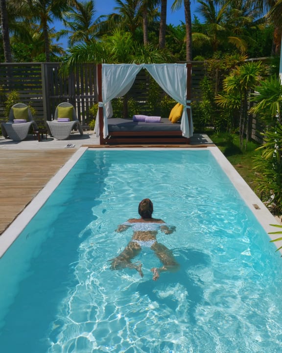 Pool OZEN LIFE MAADHOO