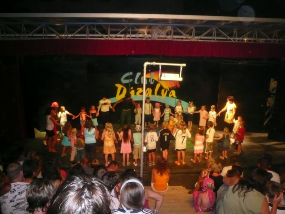 Kinderdisco Club Dizalya