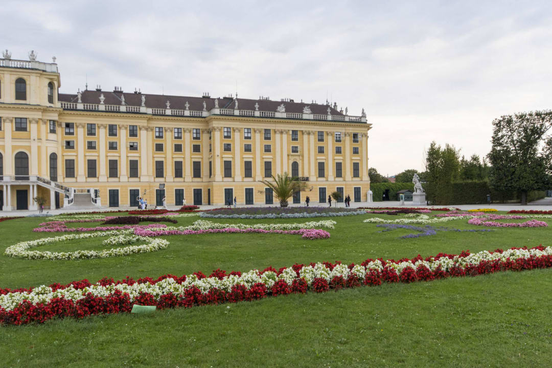 Schloss Schönbrunn Grand Suite Schloß Schönbrunn Grand Suite
