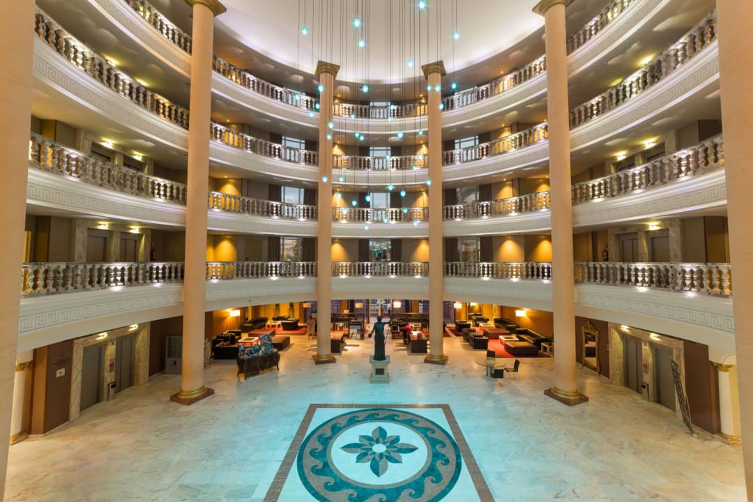 Lobby Hotel Palas Pineda