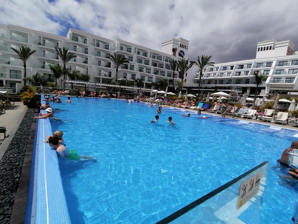 Pool Hotel Riu Buenavista