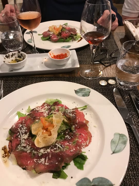 Italiener Acanthus Cennet Barut Collection