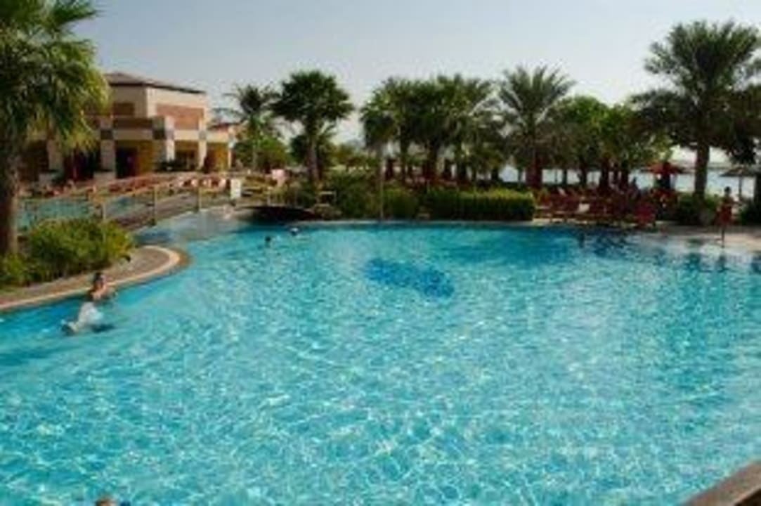 Großer Pool  Khalidiya Palace Rayhaan by Rotana