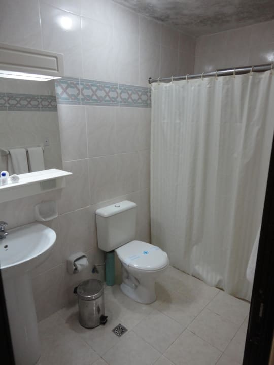 Bad Hotel Los Caneyes