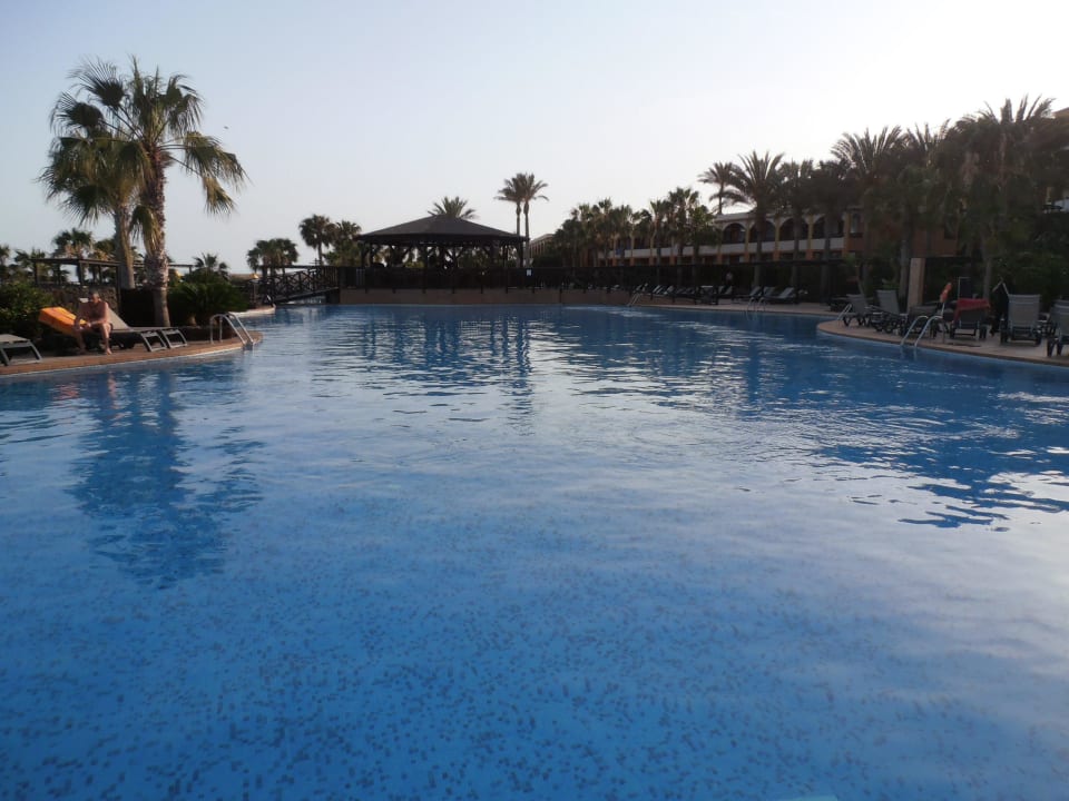 Piscina del hotel Occidental Jandía Playa