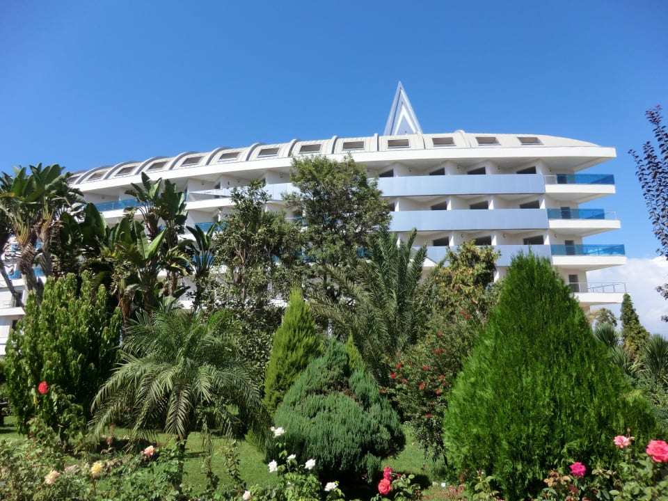 Neubau auf dem Botanik-Gelände: "Delphin Platinum" Hotel Botanik Platinum