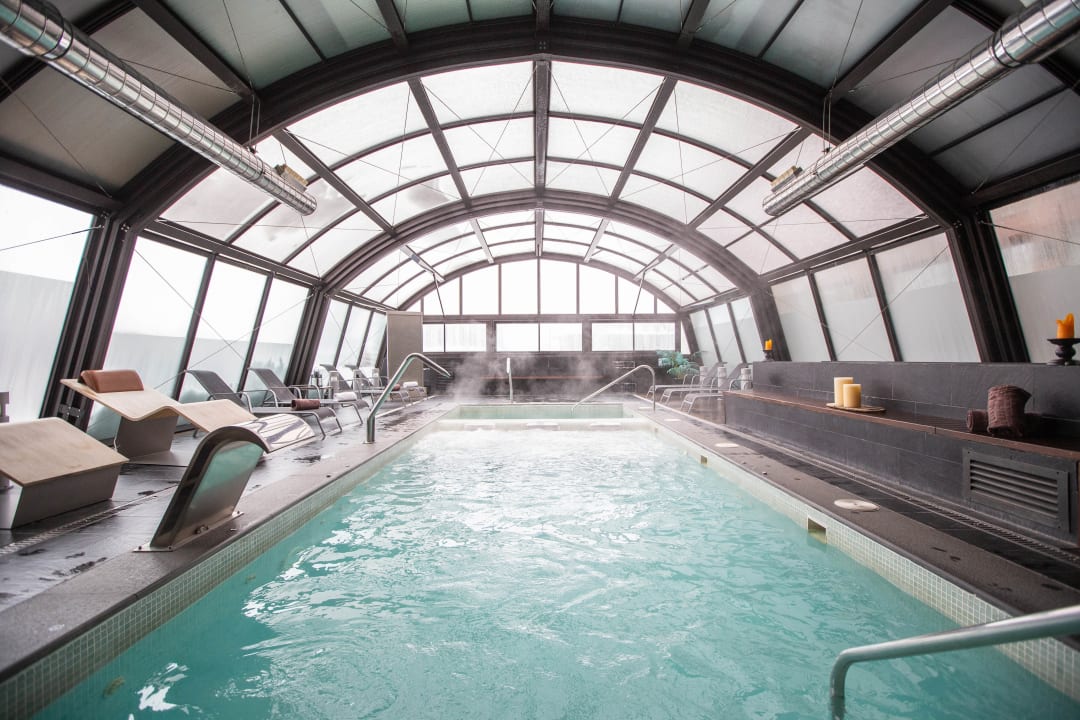 Pool Hotel Himalaia Baqueira by Pierre & Vacances