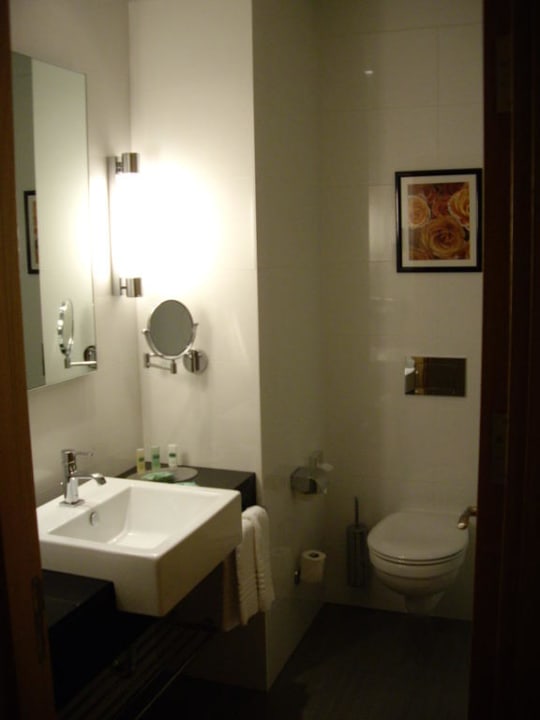 Bad Courtyard Hotel Budapest City Center