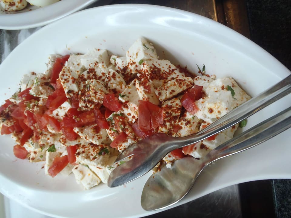 Kaltes Büffe Hotel Süral Resort