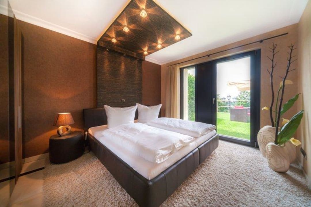 Großräumiges Schlafzimmer m. Terrasse Ap. Anima Villa Via Lapis