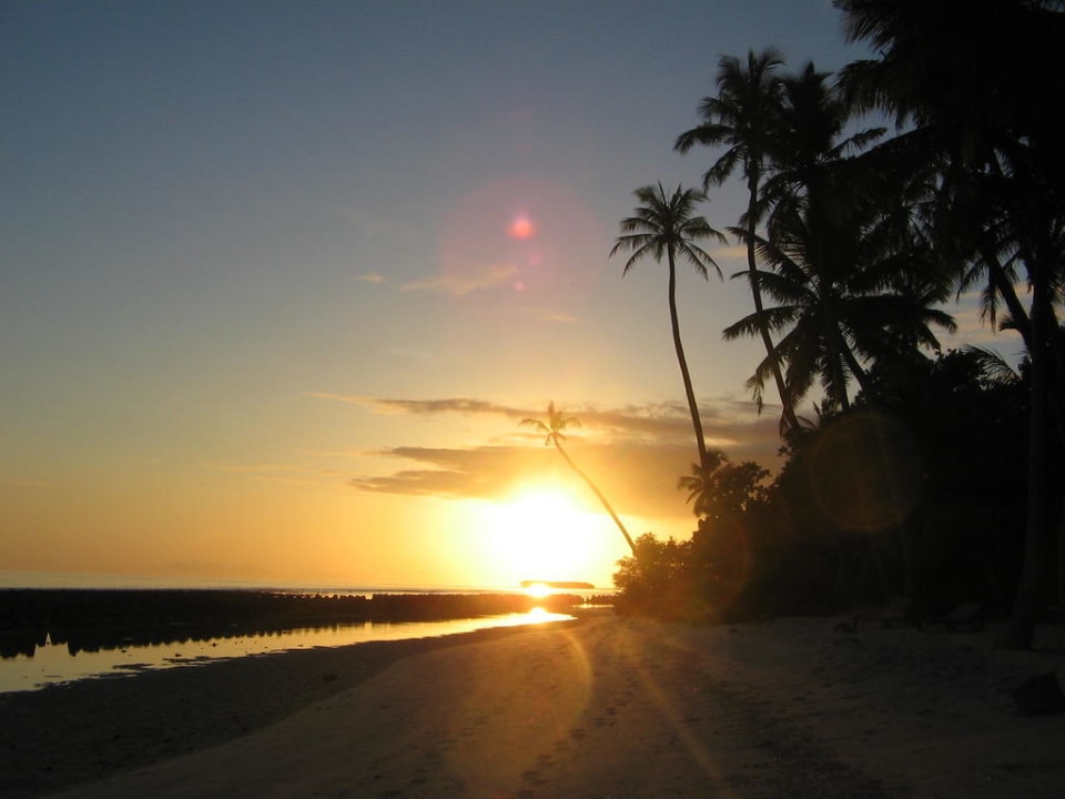 Sonnenuntergang Kuredu Island Resort & Spa