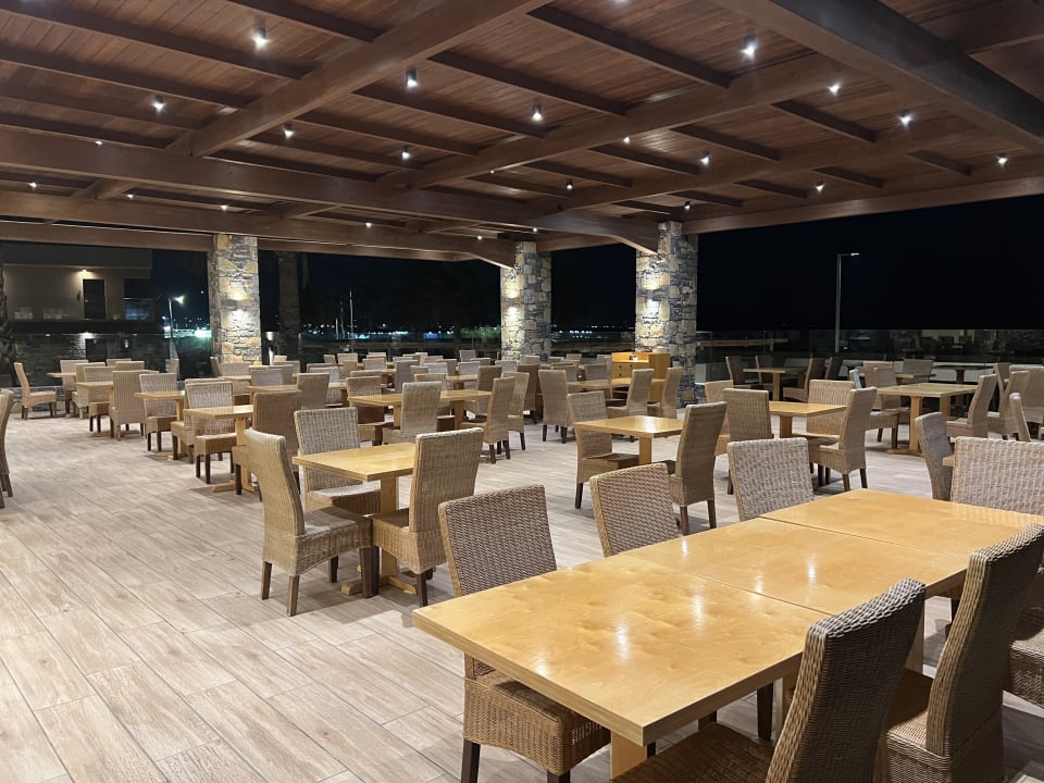 Gastro Hotel Aphrodite Beach Club