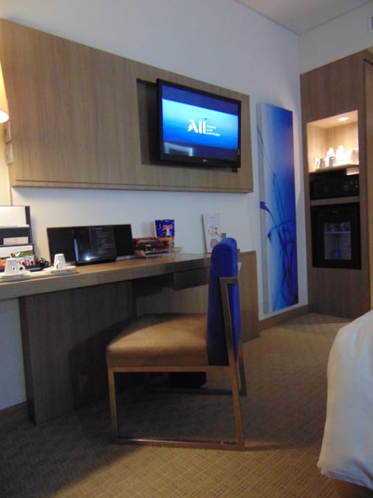 Zimmer Novotel Tangerang