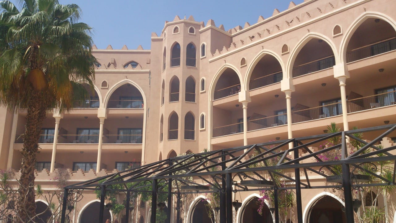 Toll Makadi Palace