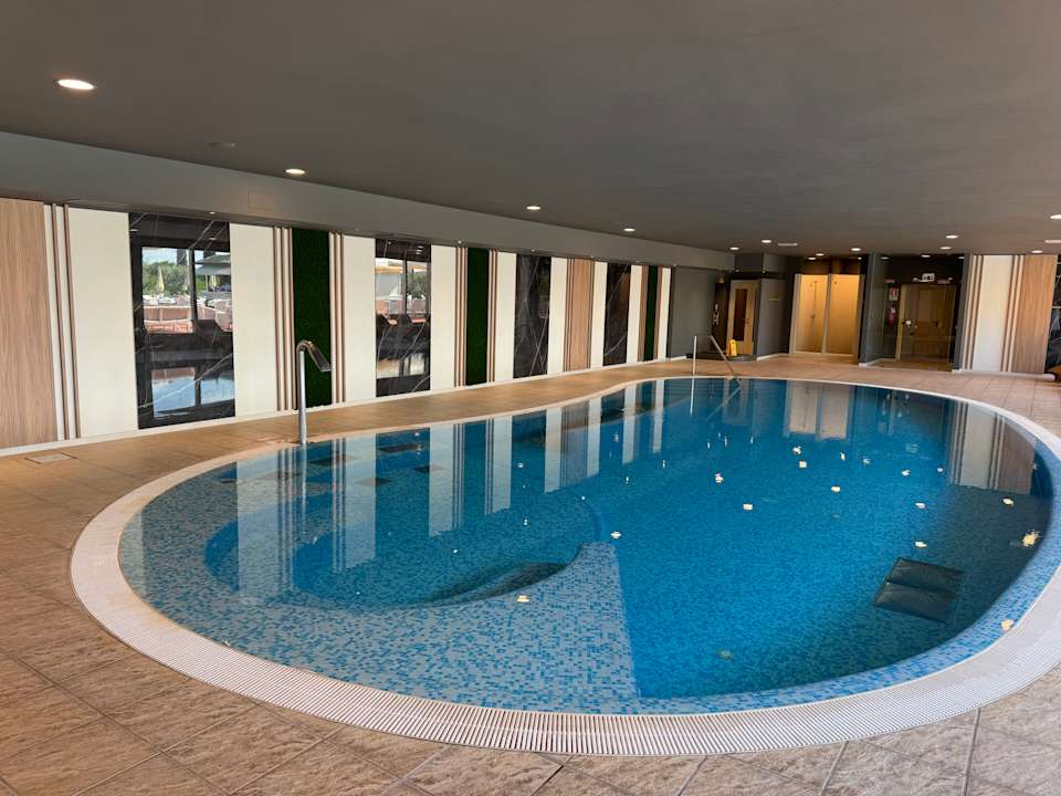 Pool Boffenigo - The Golden Hour