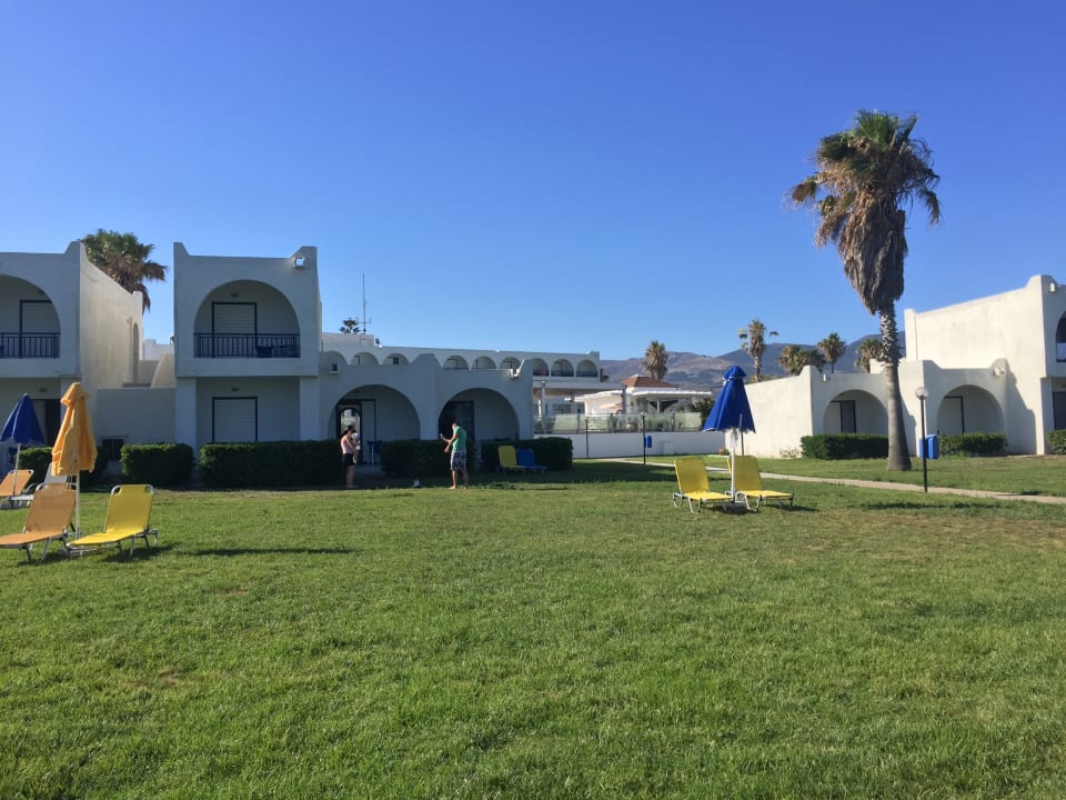 Gartenanlage Aeolos Beach Hotel