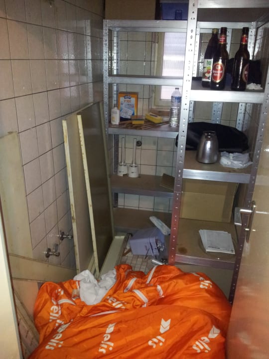 Raum des Reinigungspersonals Hotel Ahl Meerkatzen