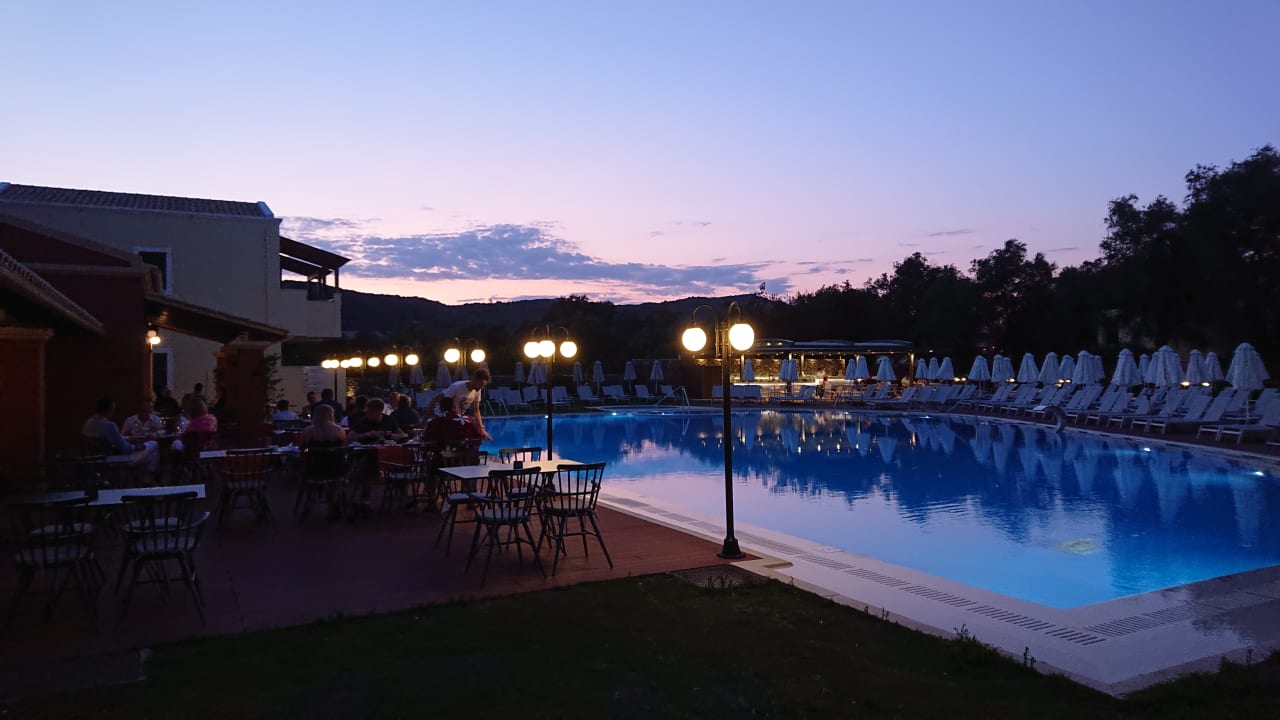 Pool Sentido Apollo Palace