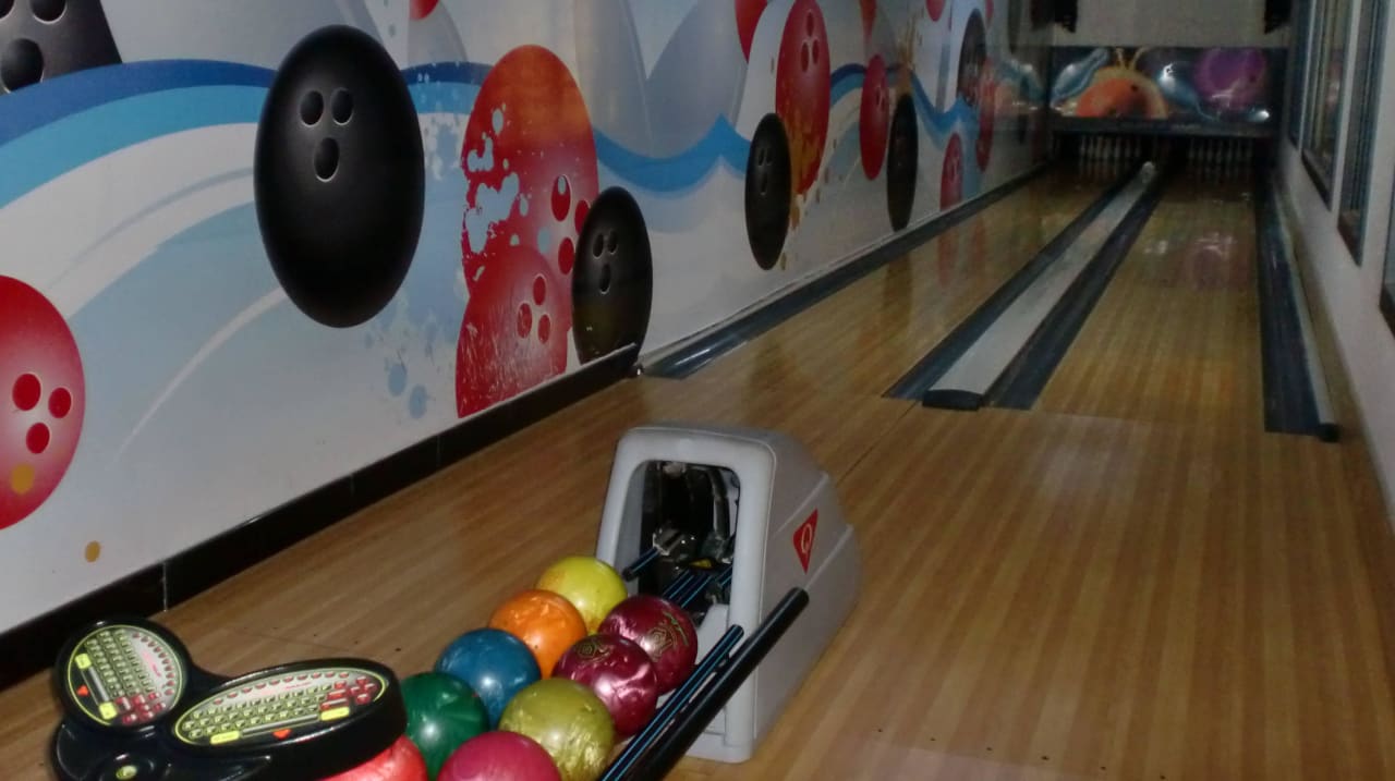 Bowwlingbahn Einkaufspassage Diamond Excellence Resort & Spa