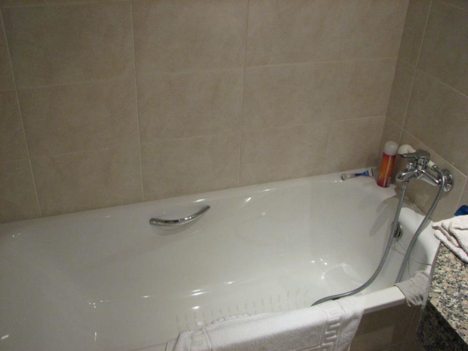 Badewanne GHT Oasis Park & Spa