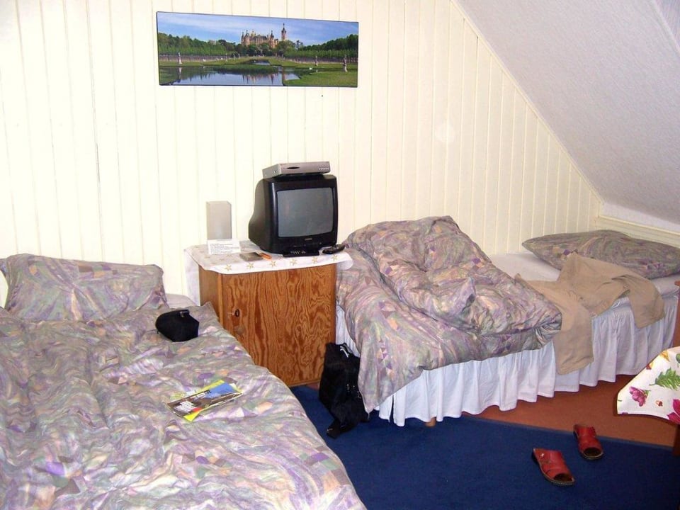 " Sonnenzimmer " Pension Am Lewenberg B&B