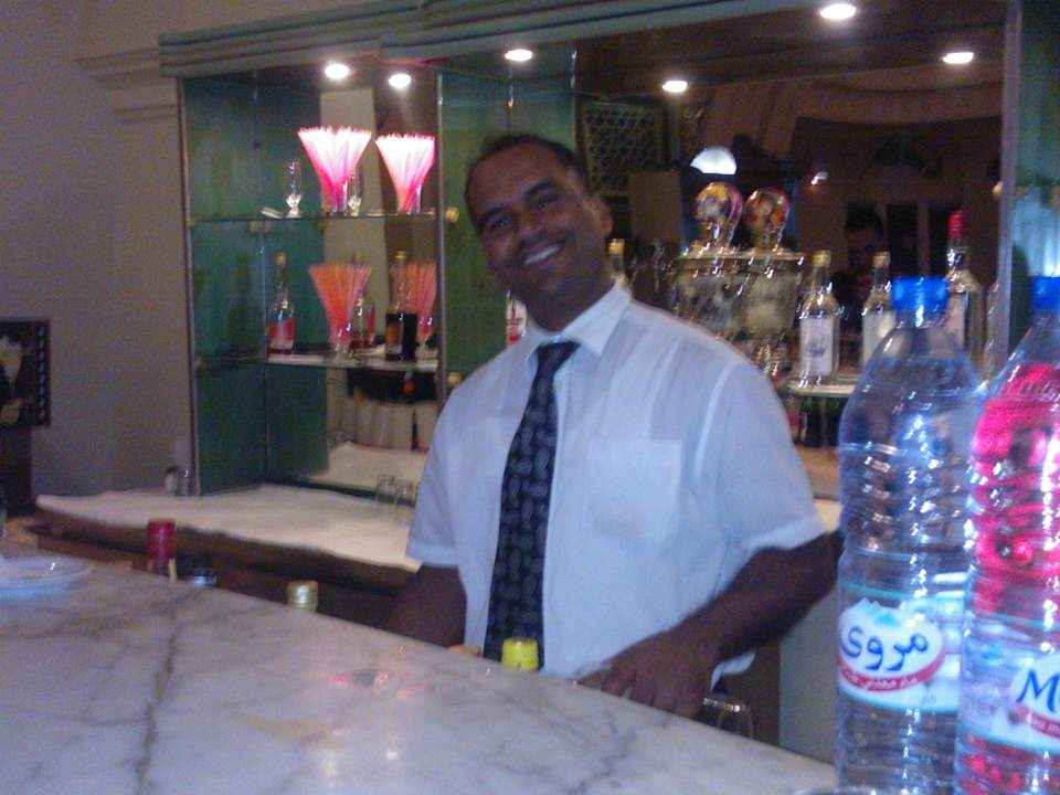 Lustiger Tresenkellner  Mahdia Beach & Aquapark