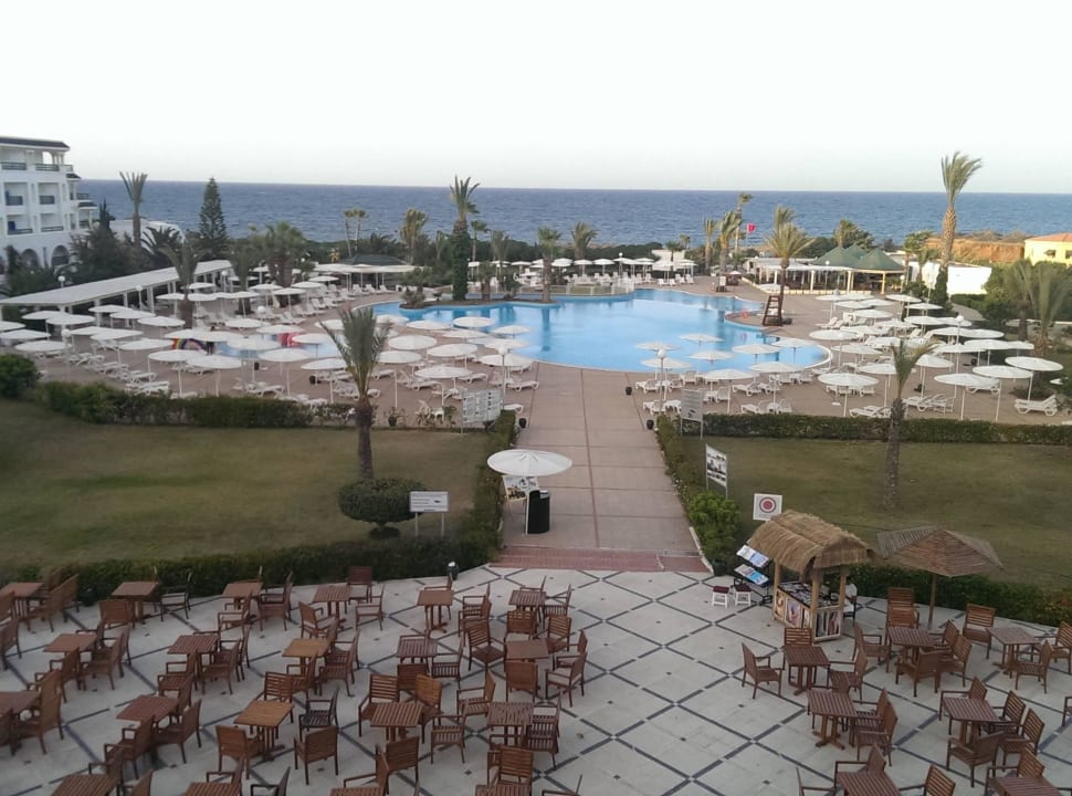 Blick vom Restaurant aus Hotel El Mouradi Palm Marina